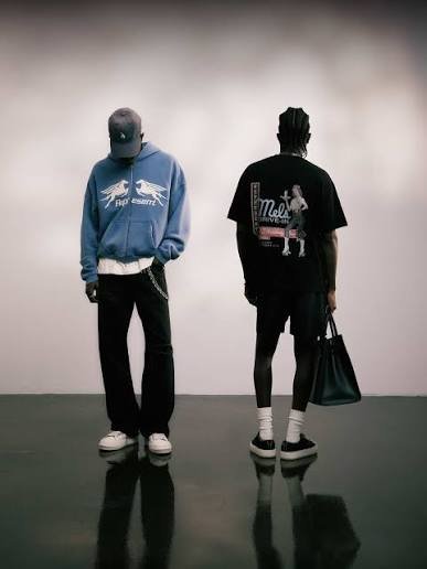 Represent Clothing